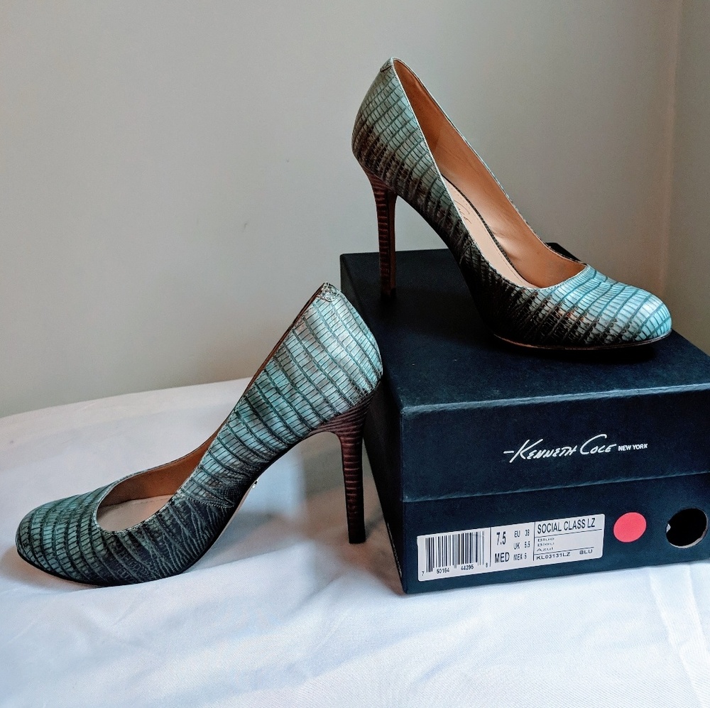 Kenneth Cole "Social Class LZ" Pumps